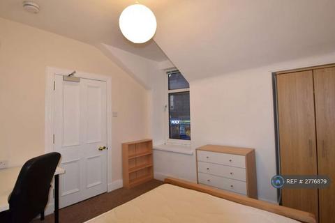1 bedroom in a flat share to rent, Clifton Road, Aberdeen, AB24