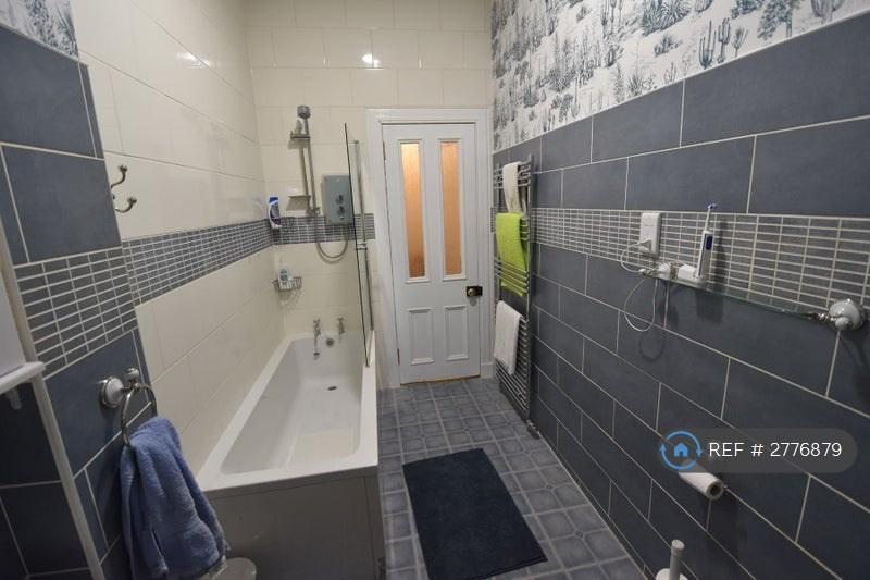 Modern New Bathroom