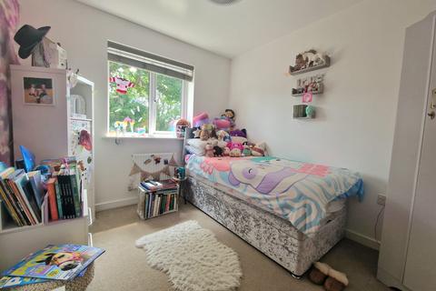 3 bedroom end of terrace house for sale, Ray Close, Purton, Swindon