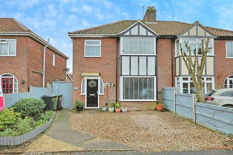 undefined, Theatre Street, Dereham