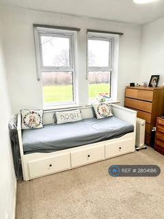1 bedroom flat to rent, High Street Colliers Wood, London, SW19