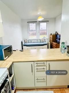 1 bedroom flat to rent, High Street Colliers Wood, London, SW19