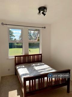 1 bedroom flat to rent, High Street Colliers Wood, London, SW19