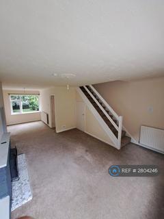 3 bedroom semi-detached house to rent, Mayhurst Close, Tipton, DY4
