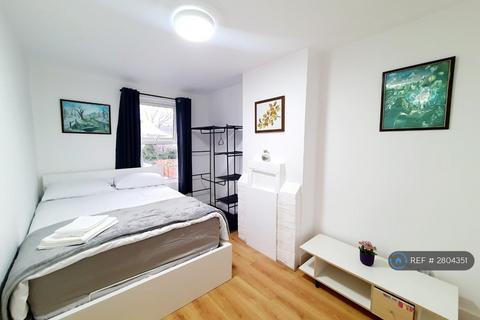 1 bedroom in a house share to rent, Pridham Road, Thornton Heath, CR7