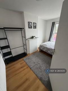 1 bedroom in a house share to rent, Pridham Road, Thornton Heath, CR7