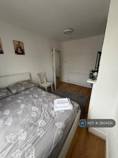 1 bedroom in a house share to rent, Pridham Road, Thornton Heath, CR7