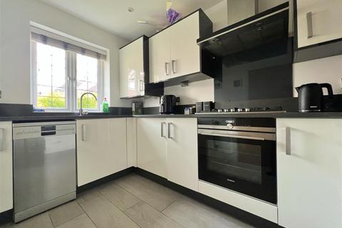 2 bedroom detached house for sale, Dyas Close, Hagley