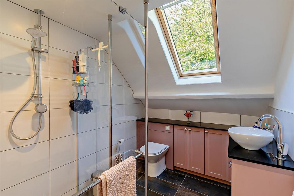 Bedroom Two Ensuite
