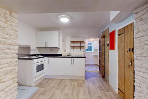 2 bedroom semi-detached house to rent, Newtown, Easton on the Hill