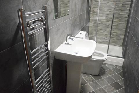 4 bedroom detached house to rent, Cloister Street, Nottingham, NG7