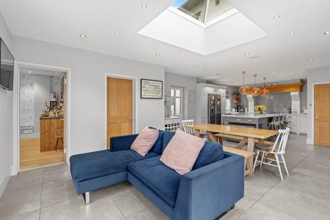 5 bedroom detached house for sale, Heath Road, Colchester CO3