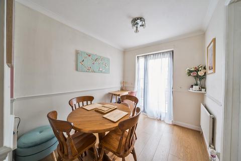 3 bedroom end of terrace house for sale, Mercers Row, St. Albans