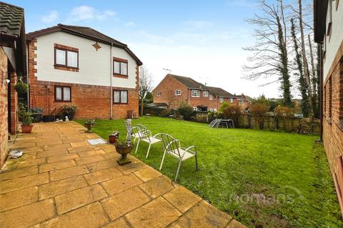 1 bedroom apartment for sale, St. Benedicts Close, Aldershot, Hampshire