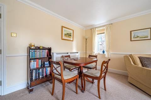 2 bedroom flat for sale, The Ridgeway, Enfield