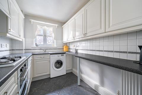 2 bedroom flat for sale, The Ridgeway, Enfield