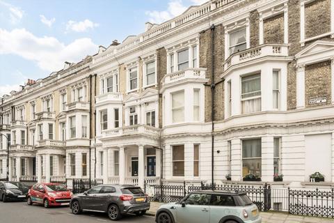 2 bedroom flat for sale, Castletown Road, London W14