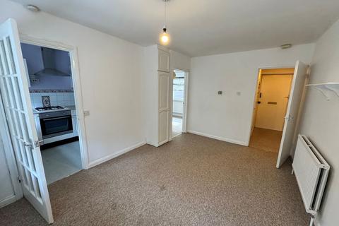 1 bedroom flat to rent, Queens Road, High Wycombe HP13