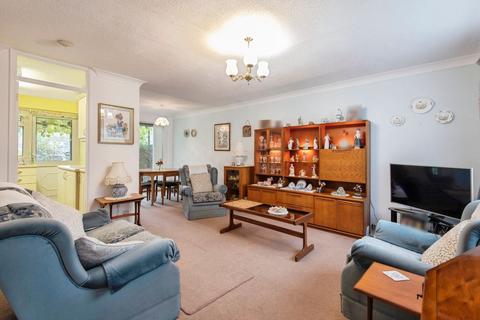 undefined, Swinburne Close, Royston