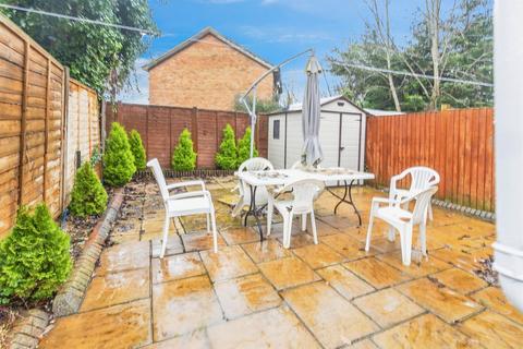 3 bedroom semi-detached house for sale, Martin Close, Neath Hill, Milton Keynes