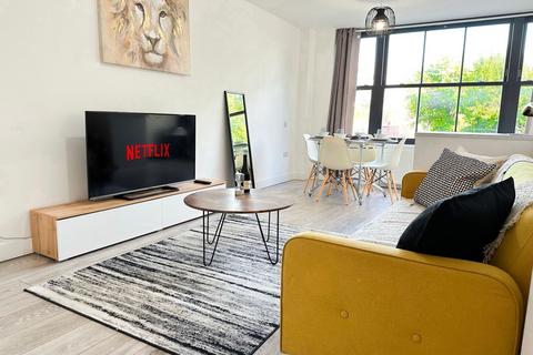 3 bedroom flat to rent, Reginald Square, London SE8