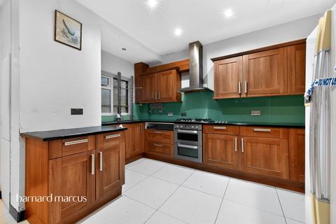 undefined, Lyndhurst Drive, New Malden