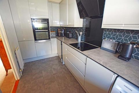 4 bedroom detached house for sale, Embassy Close, Gillingham
