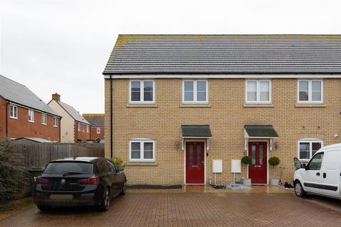 2 bedroom end of terrace house for sale, Herberts Meadow, Clifton, Shefford SG17 5FU