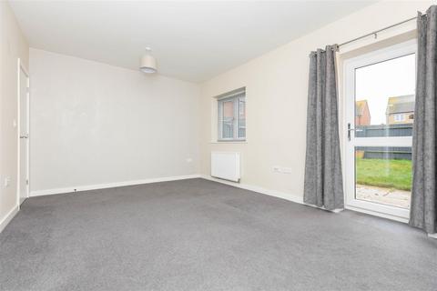 2 bedroom end of terrace house for sale, Herberts Meadow, Clifton, Shefford SG17 5FU