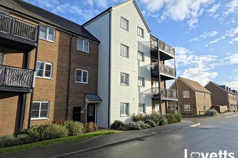 2 bedroom apartment for sale, Pictor Drive, Margate