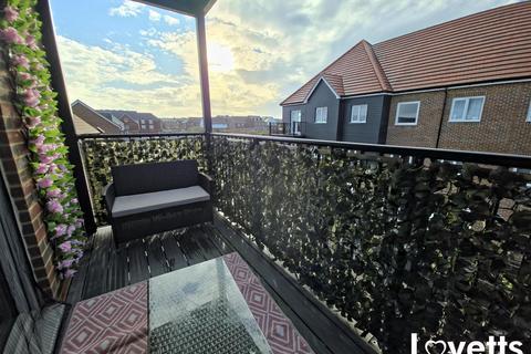 2 bedroom apartment for sale, Pictor Drive, Margate