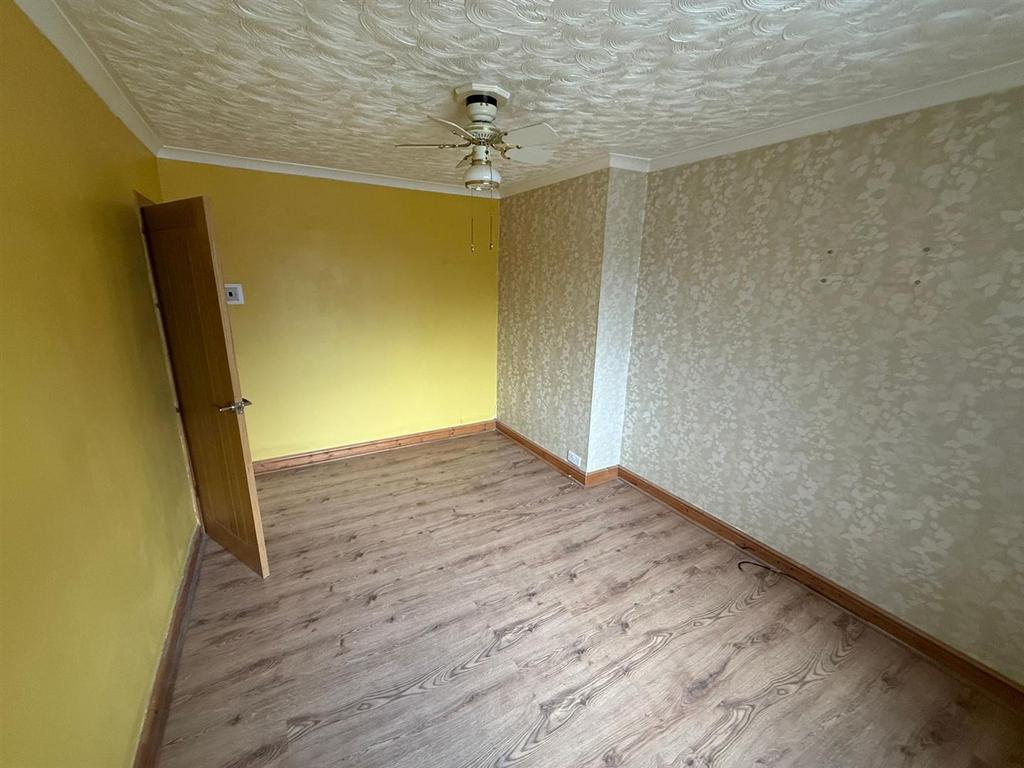 Bedroom 2 .jpeg