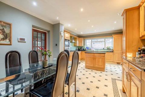 5 bedroom detached house for sale, Upton Court Road, Langley SL3