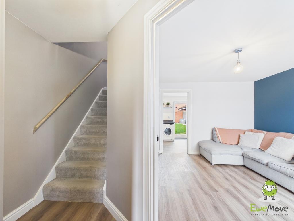 Ewe Move Estate Agents Basingstoke - Burlington Way
