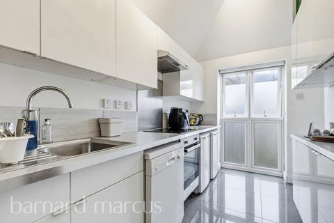 undefined, Elmwood Road, MITCHAM