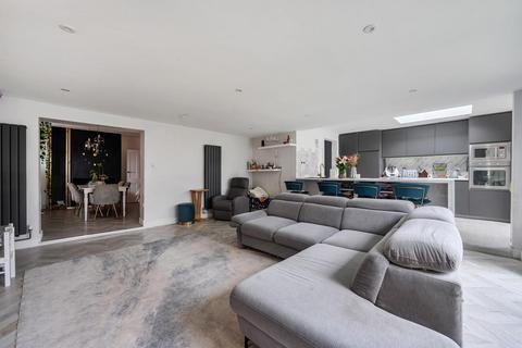 undefined, Leigh Road, Chandler's Ford