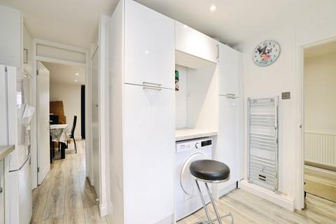 3 bedroom terraced house for sale, Galahad Close, Andover