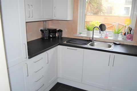 2 bedroom terraced house for sale, Ipswich Court, Bury St. Edmunds
