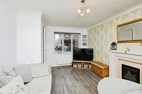 3 bedroom end of terrace house for sale, Barcheston Close, Oakwood, Derby