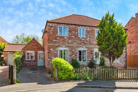 undefined, Kings Hill, Caythorpe, GRANTHAM