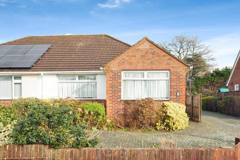 2 bedroom semi-detached bungalow for sale, Wingate Drive, Southampton, SO19