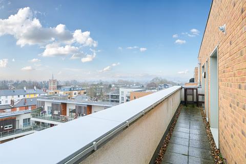 2 bedroom flat for sale, Kidwells Close, Maidenhead