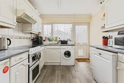 undefined, Larch Close, Attleborough