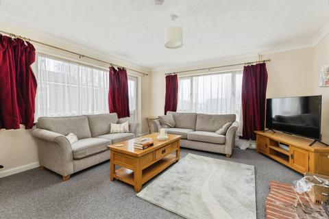 undefined, Larch Close, Attleborough