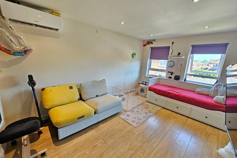 undefined, Poplar Road, Aylesbury