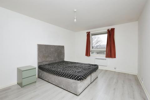 3 bedroom flat for sale, Upperton Road, Eastbourne
