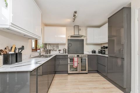 undefined, Flaxen Court, Bradford