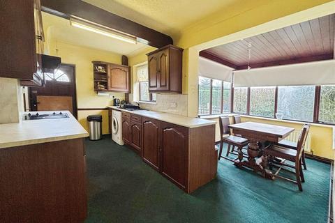 3 bedroom end of terrace house for sale, Glendale Drive, Bradford BD6