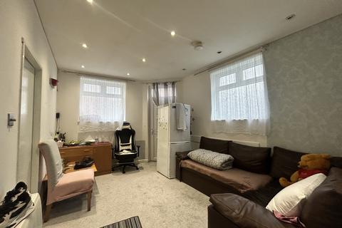 undefined, Tudor Road, LEICESTER