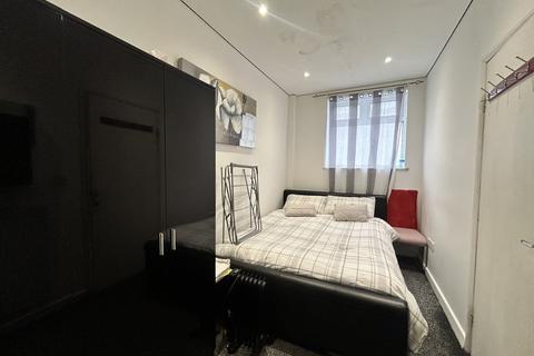 undefined, Tudor Road, LEICESTER
